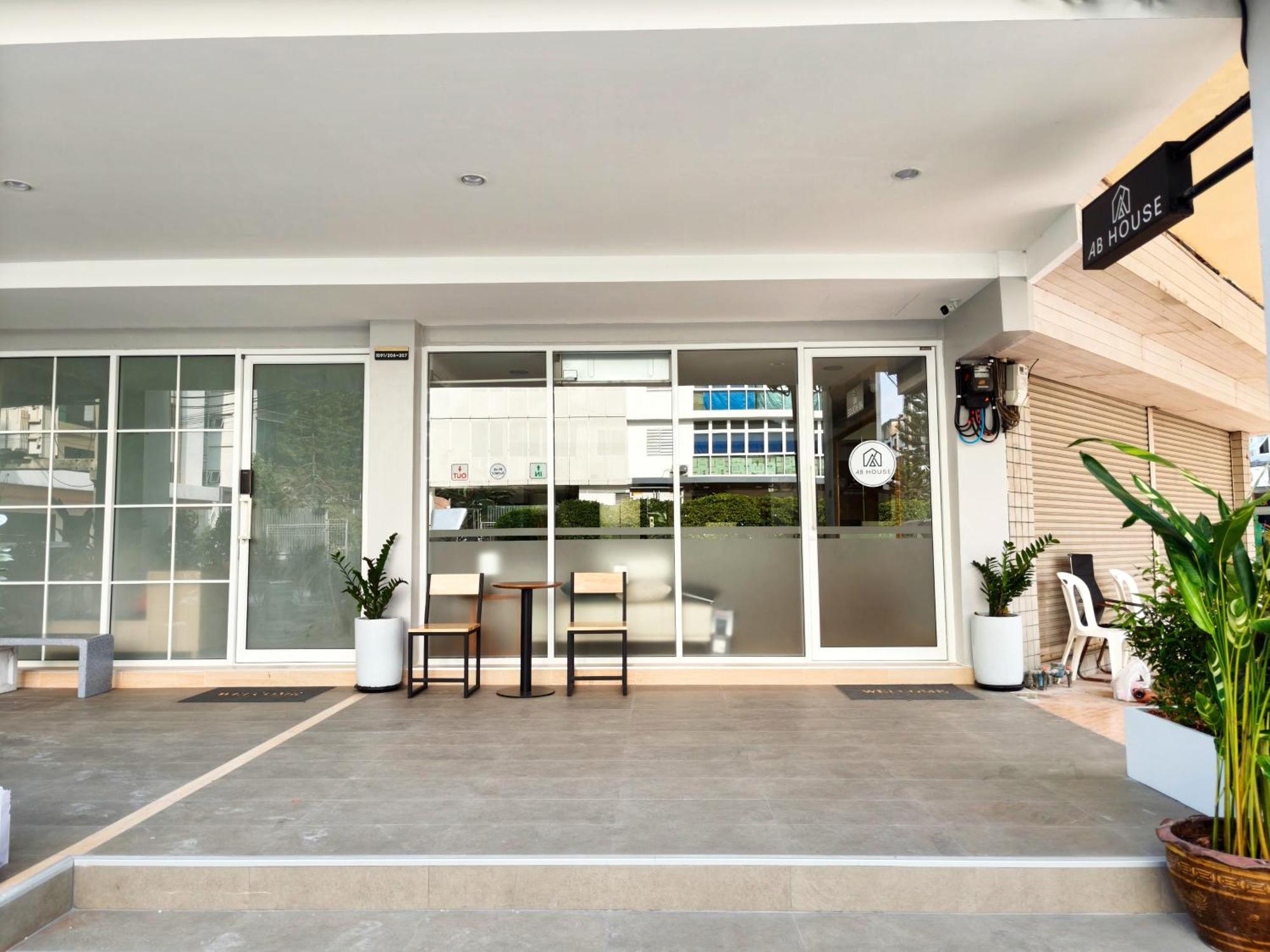 Ab House Aparthotel Bangkok Exterior foto